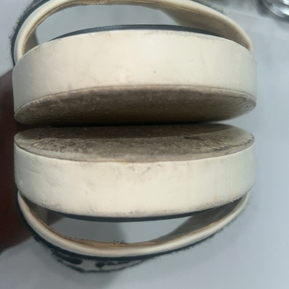 Chanel 2021 sandal slides Neutral tone. - Picture 5 of 6
